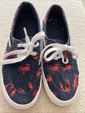 Sperry Navy Canvas Boat Shoes with Red Crab & Lobster Print size 7